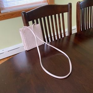 Clarks vintage pinkish shoulder bag. 7”x 7”